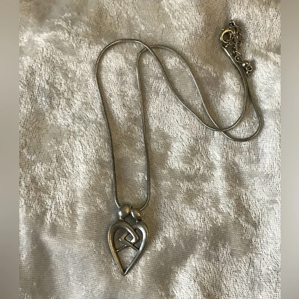 Entwined - Picture 4 of 9